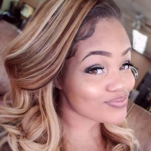 Meet your Posher, Miyina